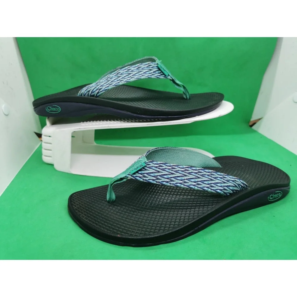 Chaco Thong Sandals Womens Size 8 Slip On Nylon Strap Recreational Beach Slipper